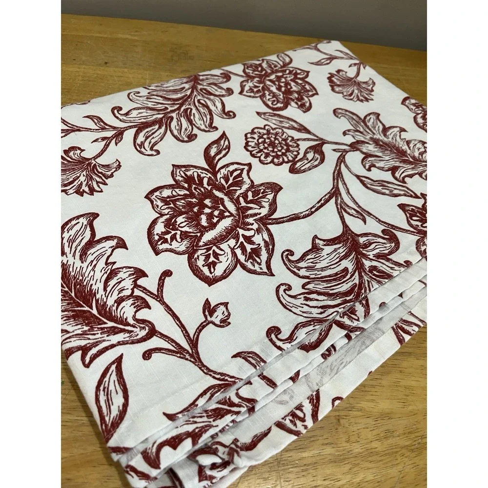Maroon Toile Floral Tablecloth Mums‎ Roses Cottagecore 57x79